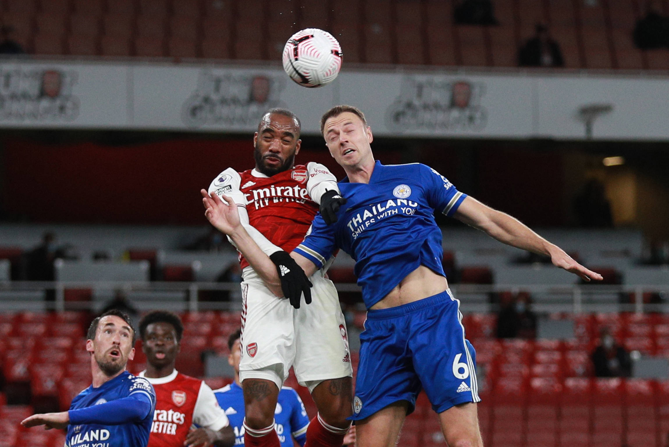 赛的类似故 赛的类似故