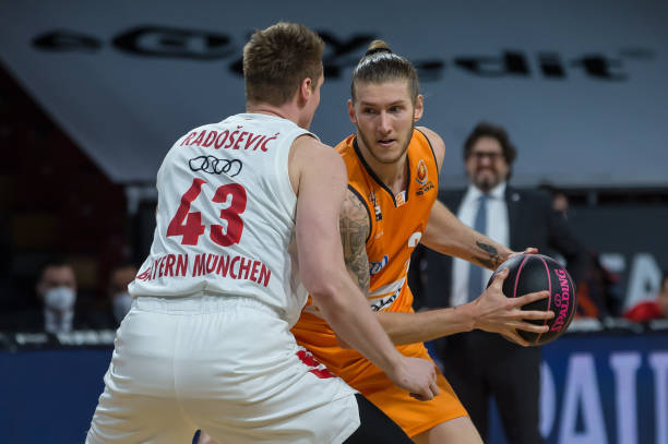 写进胜利脚 写进胜利脚