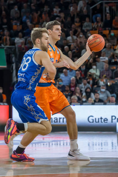 窗租借萨比 窗租借萨比